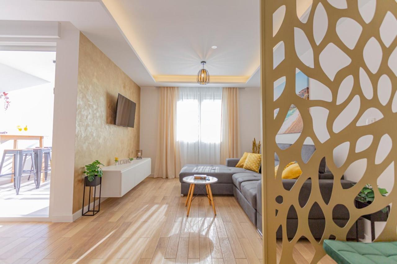 Znjan Holidays Split